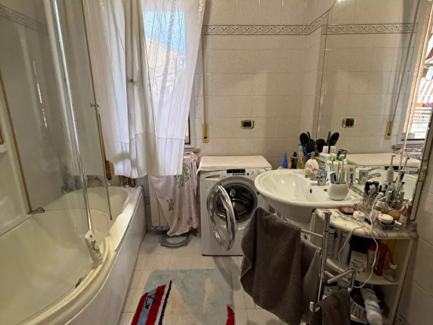 Immagine 12 di Appartamento in vendita  in Via delle Mimose a Senigallia