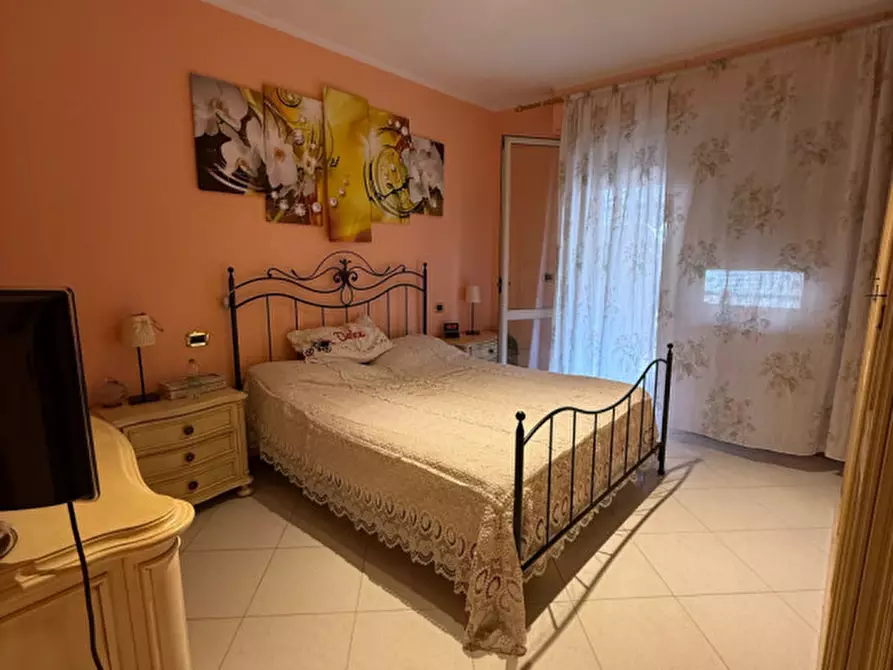 Immagine 17 di Appartamento in vendita  in Via delle Mimose a Senigallia