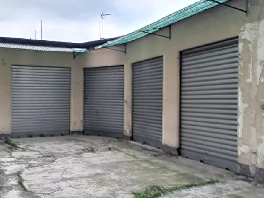 Immagine 5 di Garage in vendita  in Via Breglio 72 a Torino
