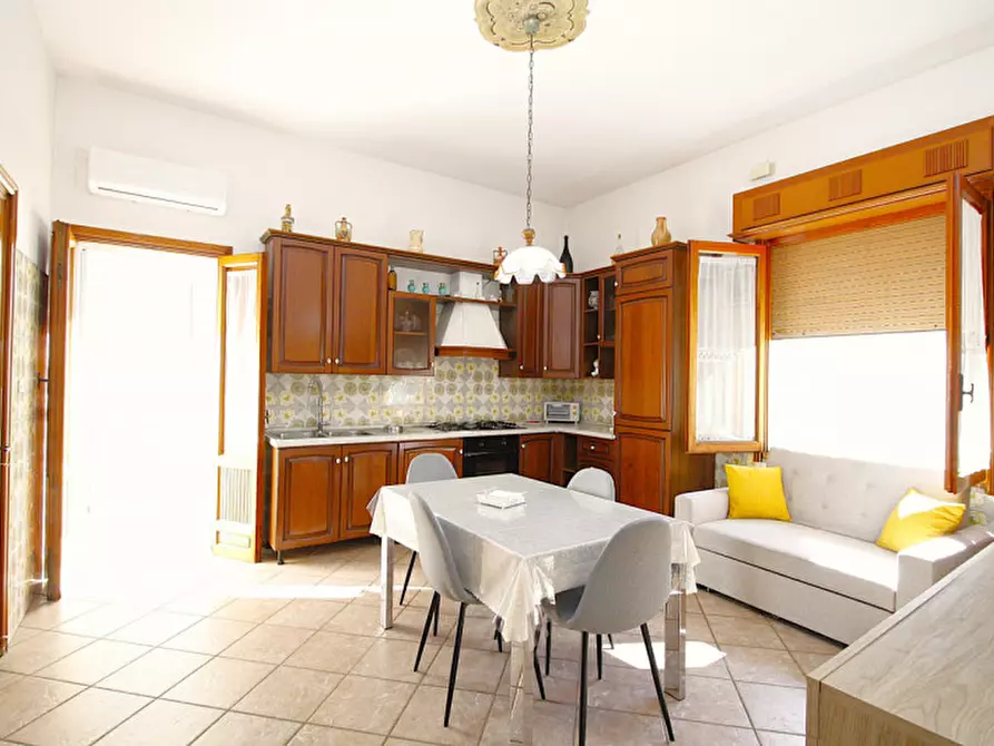 Immagine 1 di Appartamento in vendita  in Via Don Carlo Gnocchi a Parabita