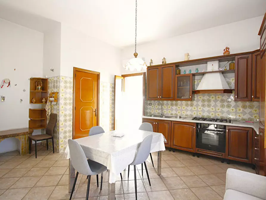 Immagine 3 di Appartamento in vendita  in Via Don Carlo Gnocchi a Parabita