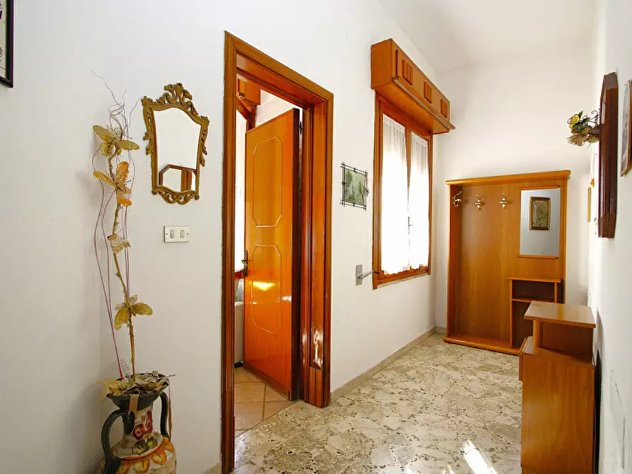 Immagine 9 di Appartamento in vendita  in Via Don Carlo Gnocchi a Parabita