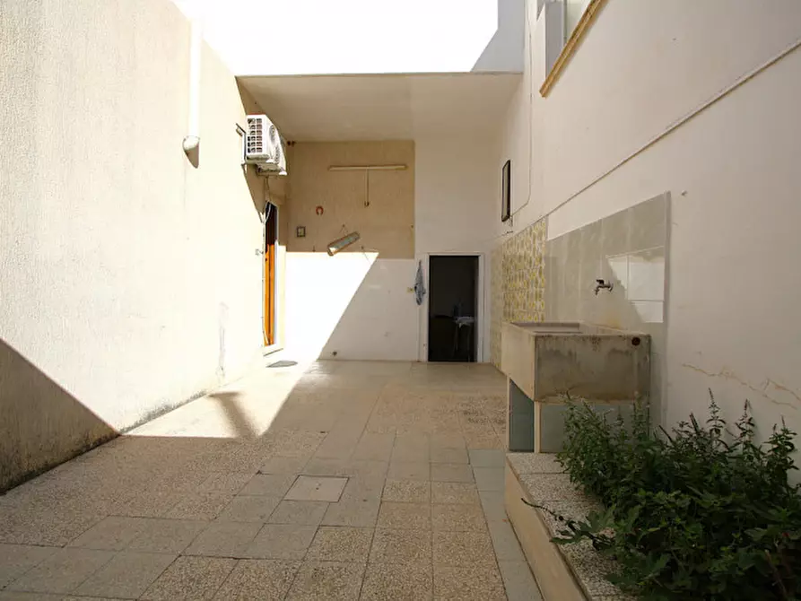 Immagine 33 di Appartamento in vendita  in Via Don Carlo Gnocchi a Parabita