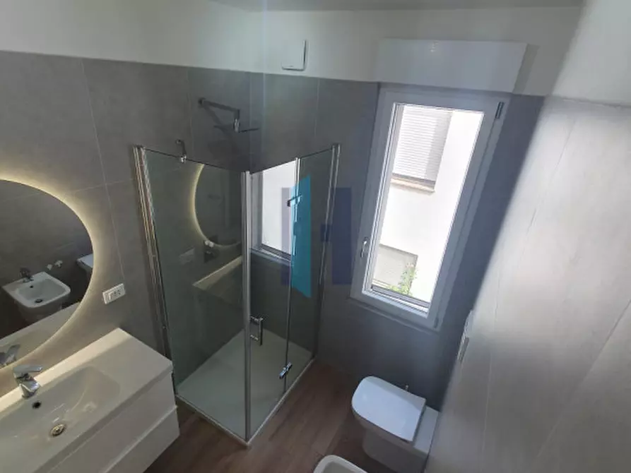 Immagine 4 di Casa bifamiliare in vendita  in Via Luigi Bay a Lodi