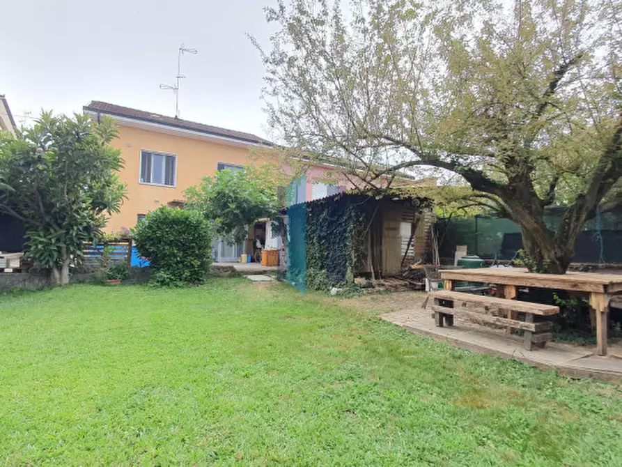 Immagine 58 di Casa bifamiliare in vendita  in Via Luigi Bay a Lodi