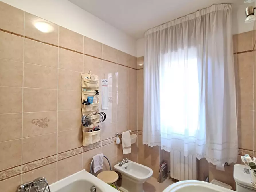 Immagine 9 di Appartamento in vendita  in Via Cittadella a Rovigo