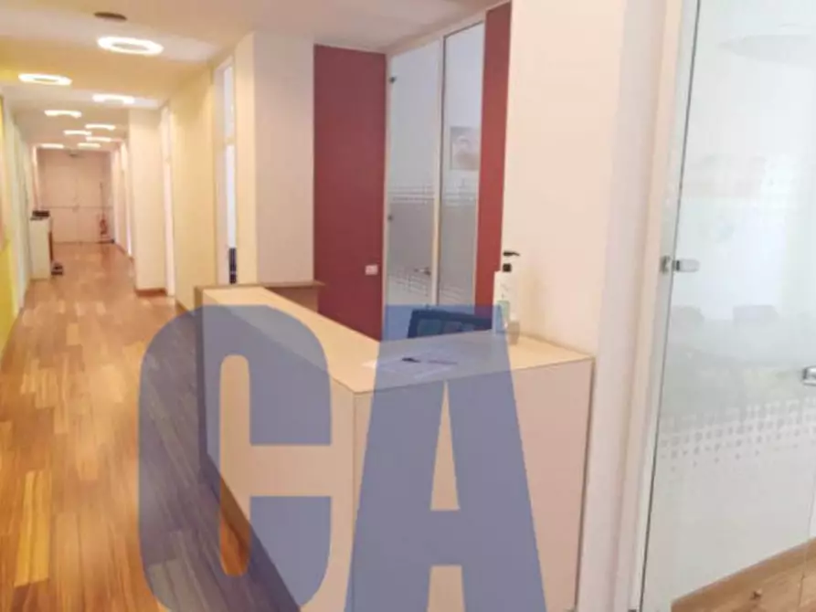 Immagine 2 di Ufficio in affitto  in VIA TURATI FILIPPO a Milano