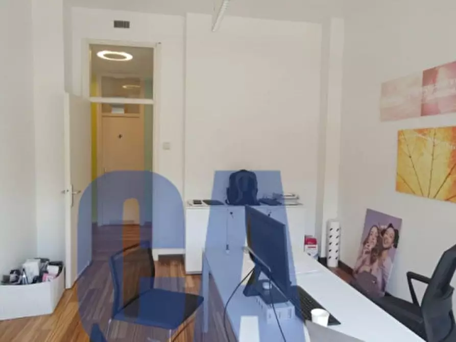 Immagine 5 di Ufficio in affitto  in VIA TURATI FILIPPO a Milano
