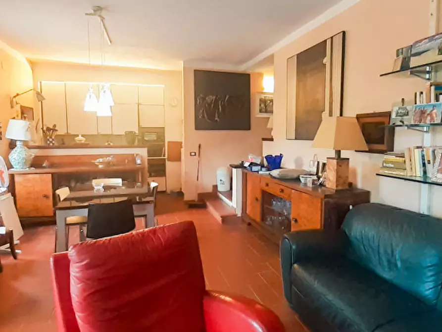 Immagine 12 di Rustico / casale in vendita  a San Giuliano Terme