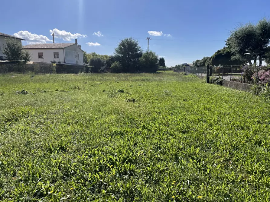 Immagine 5 di Terreno in vendita  in Via Giorgione a Asolo