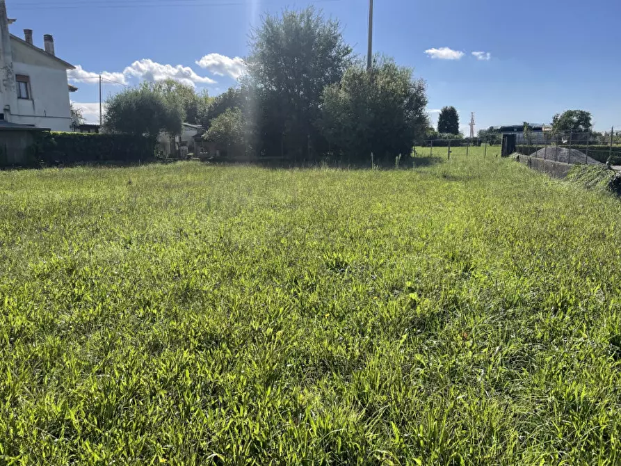 Immagine 6 di Terreno in vendita  in Via Giorgione a Asolo