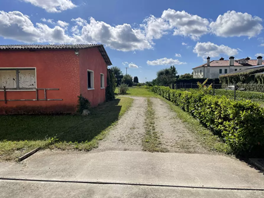 Immagine 14 di Terreno in vendita  in Via Giorgione a Asolo