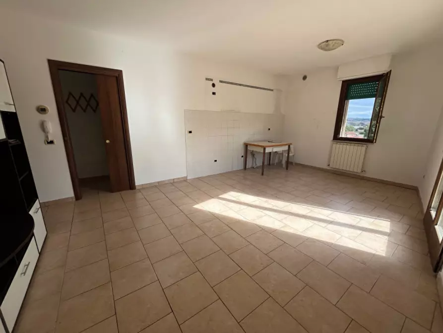 Immagine 5 di Appartamento in vendita  a Trecastelli