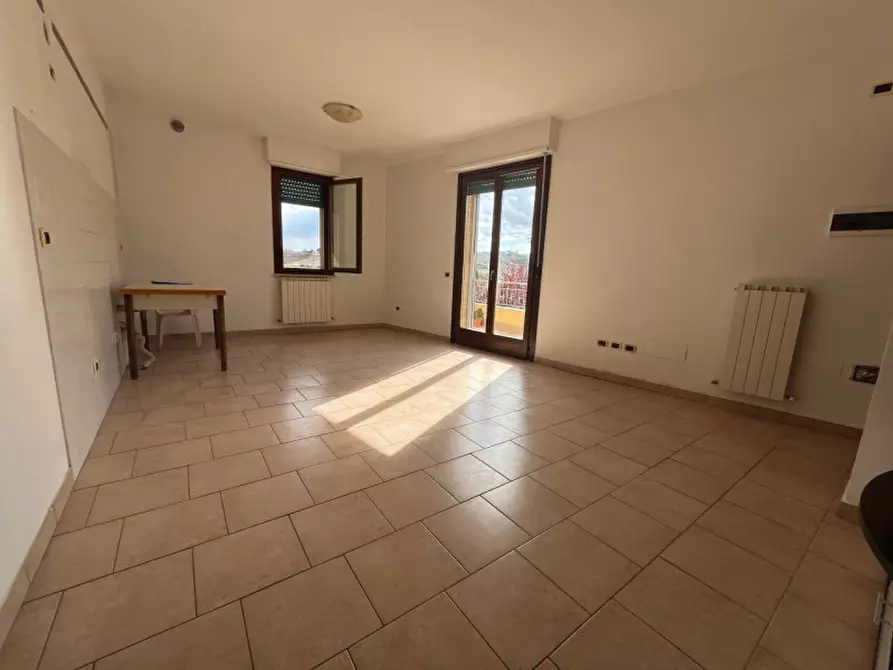 Immagine 6 di Appartamento in vendita  a Trecastelli