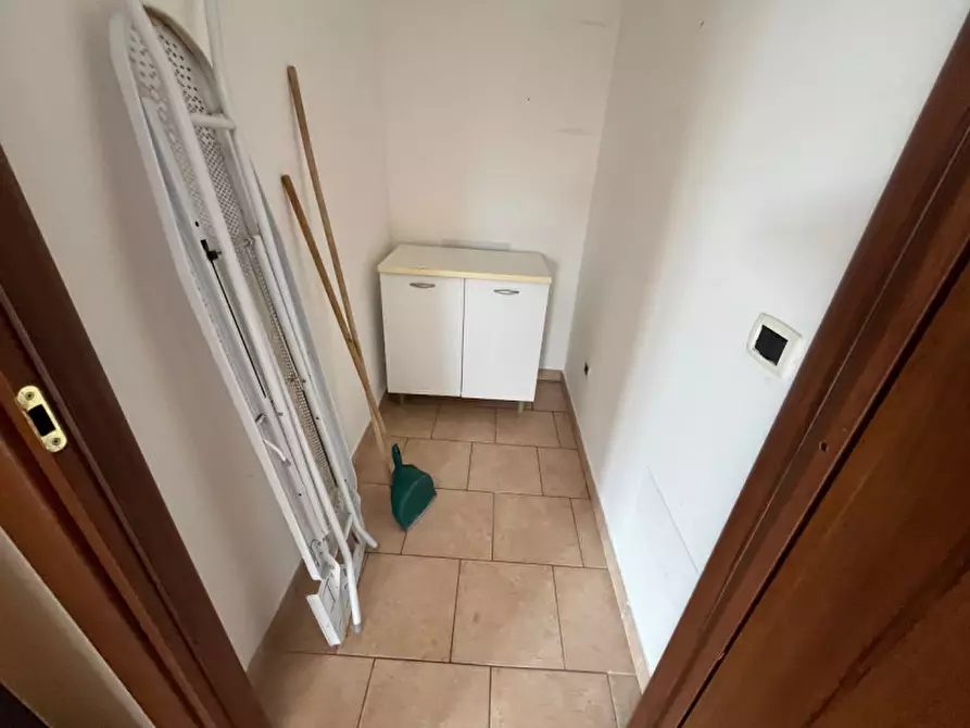 Immagine 12 di Appartamento in vendita  a Trecastelli