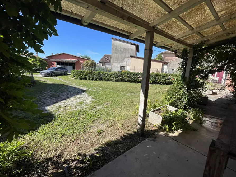 Immagine 10 di Villetta a schiera in vendita  in Via Giorgione a Asolo