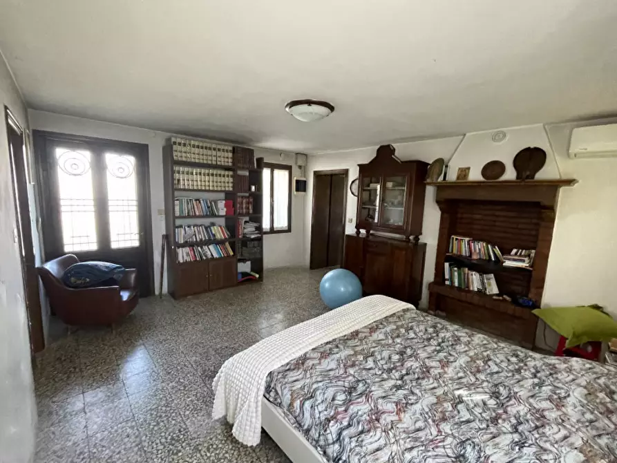 Immagine 18 di Villetta a schiera in vendita  in Via Giorgione a Asolo