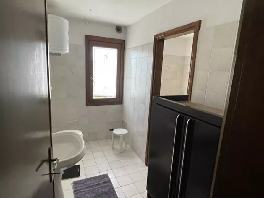 Immagine 31 di Villetta a schiera in vendita  in Via Giorgione a Asolo