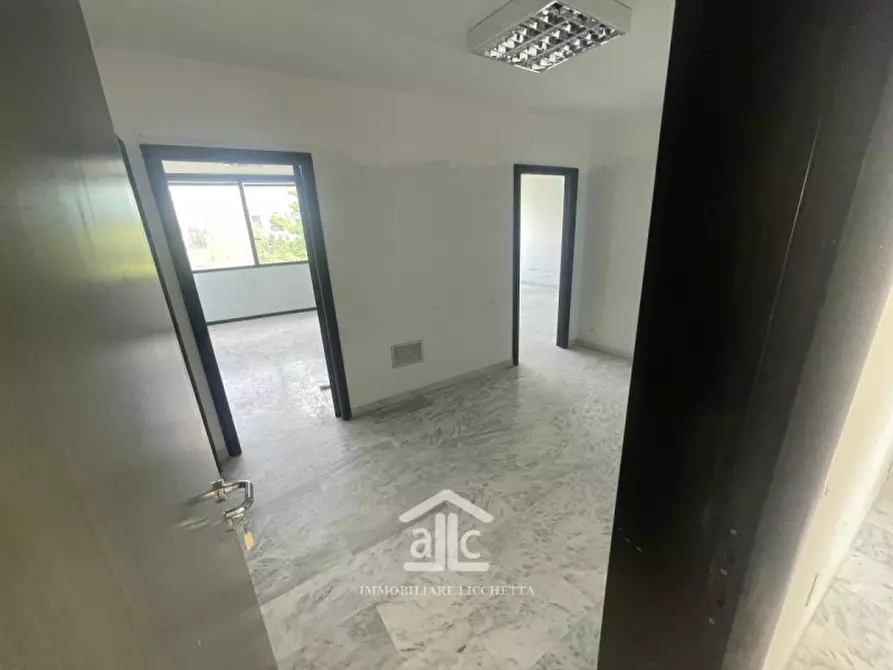 Immagine 18 di Ufficio in vendita  in viale otranto,65 a Lecce