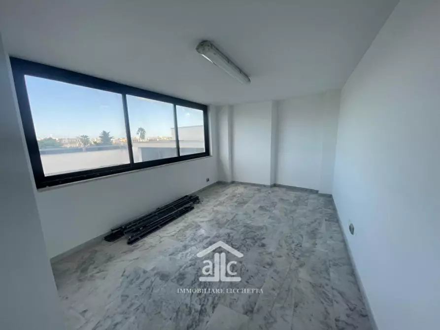 Immagine 25 di Ufficio in vendita  in viale otranto,65 a Lecce