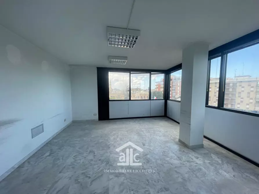 Immagine 33 di Ufficio in vendita  in viale otranto,65 a Lecce