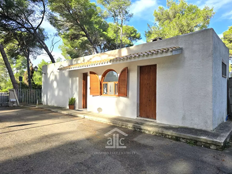 casa indipendente in vendita a Vernole