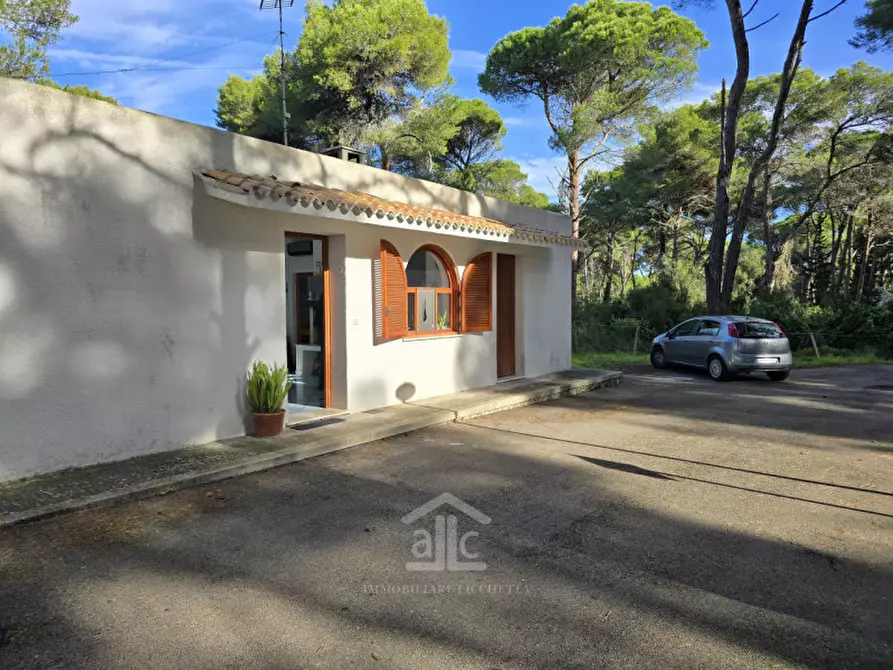 Immagine 25 di Villa in vendita  in Strada Provinciale S. Cataldo, 73029 Vernole LE a Vernole