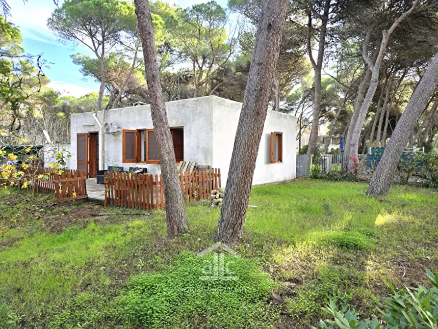 Immagine 30 di Villa in vendita  in Strada Provinciale S. Cataldo, 73029 Vernole LE a Lecce