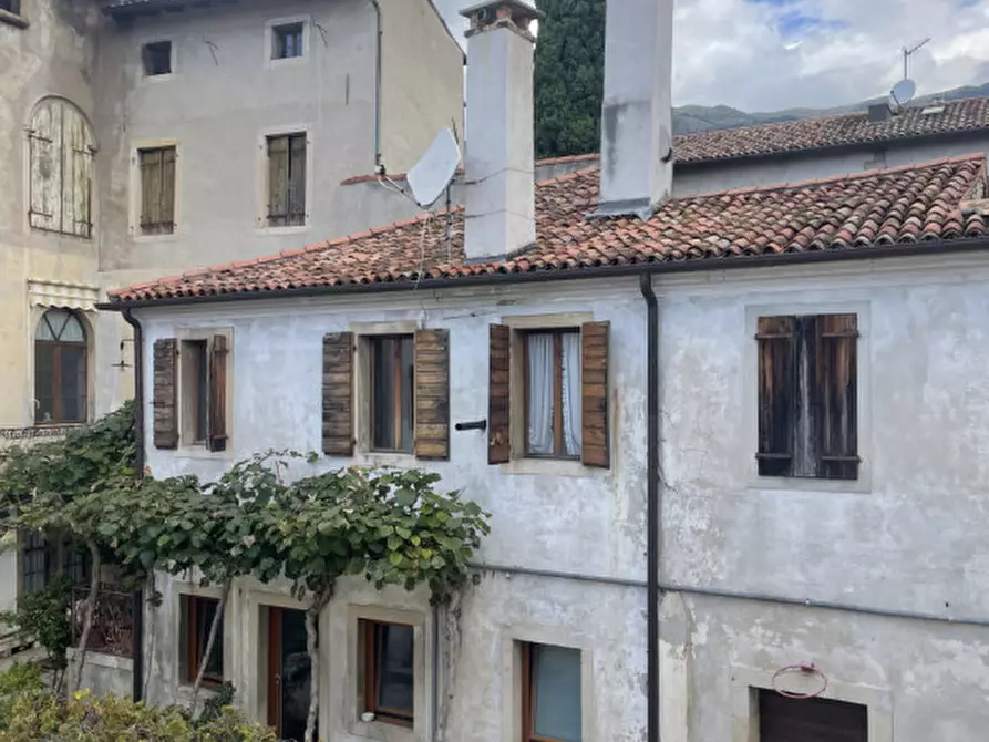 Immagine 3 di Casa indipendente in vendita  in Via Martiri della Libertà a Vittorio Veneto