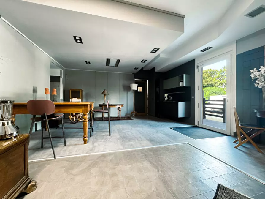 Immagine 4 di Negozio in vendita  in Via sottolusignana 22 a Gozzano