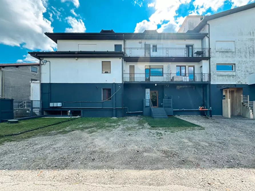 Immagine 10 di Negozio in vendita  in Via sottolusignana 22 a Gozzano