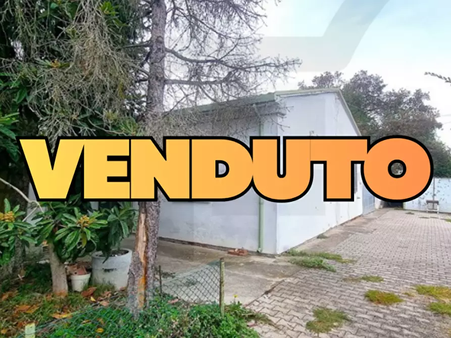Immagine 1 di Casa indipendente in vendita  in TRAVERSAGNO 15 a Lugo