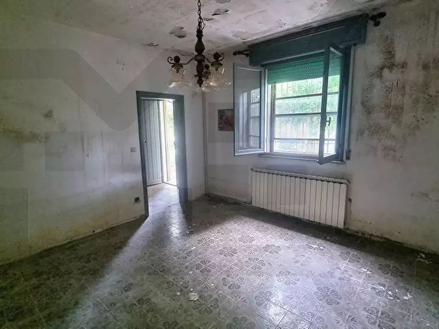 Immagine 5 di Casa indipendente in vendita  in TRAVERSAGNO 15 a Lugo