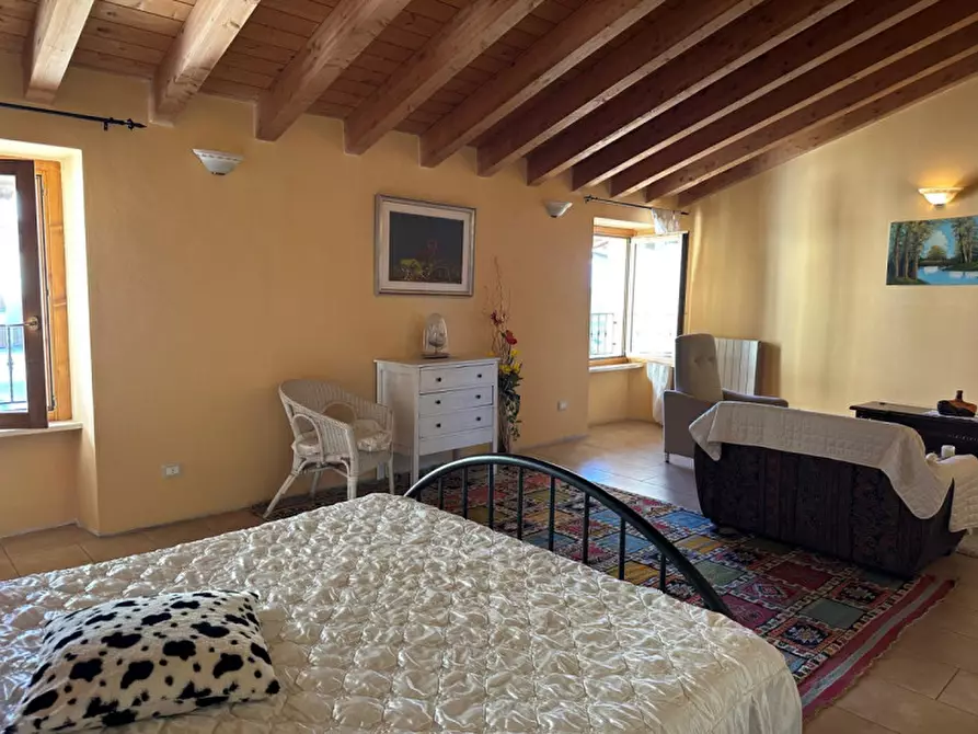 Immagine 9 di Casa indipendente in vendita  in Via X giornate 2 a Serle