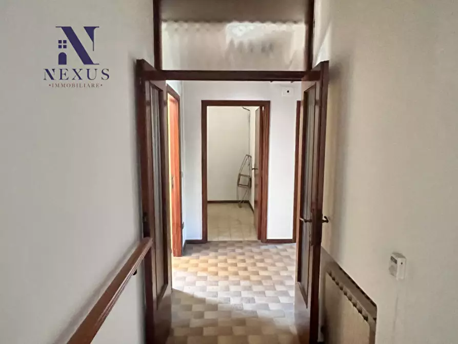 Immagine 10 di Casa bifamiliare in vendita  a Montefelcino