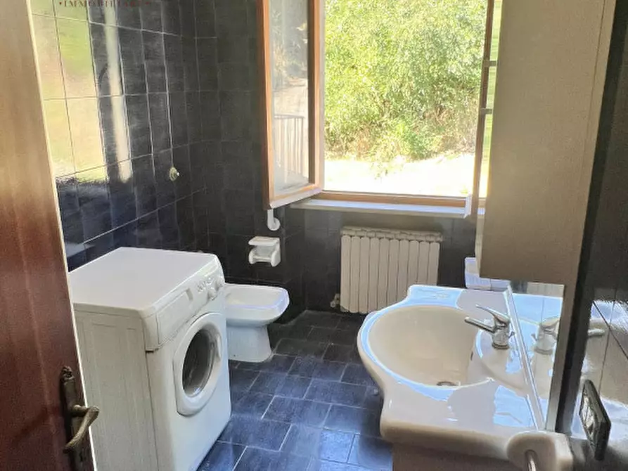 Immagine 15 di Casa bifamiliare in vendita  a Montefelcino