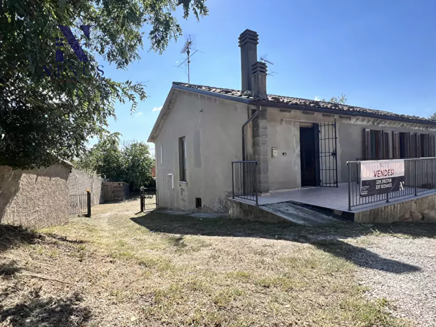 Immagine 26 di Casa bifamiliare in vendita  a Montefelcino