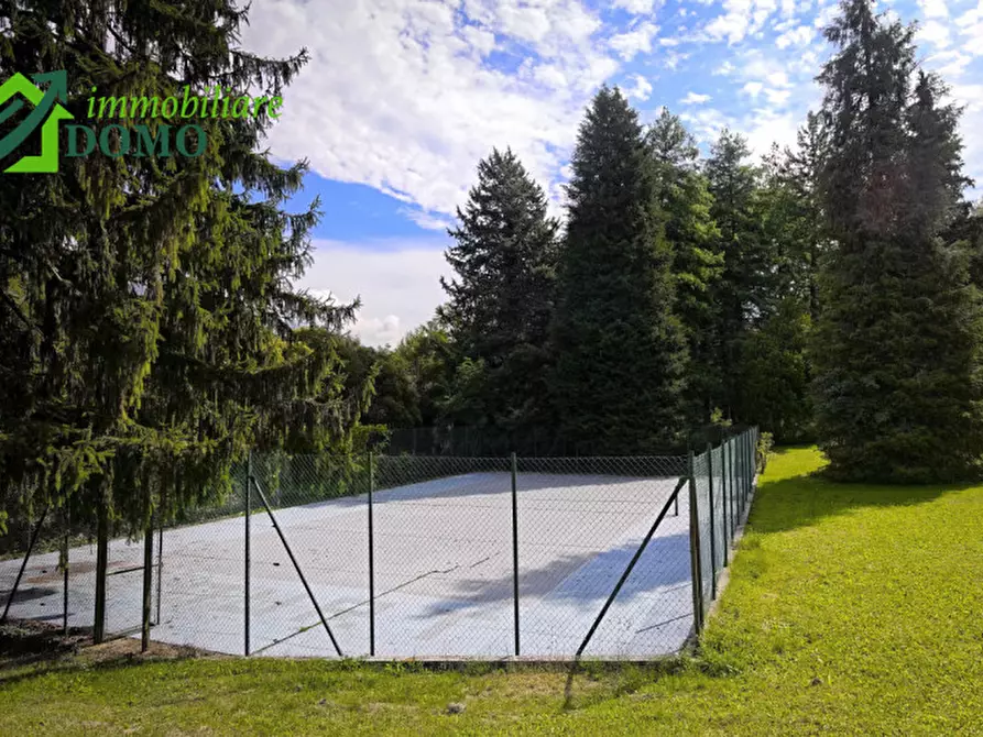 Immagine 9 di Villa in vendita  in via pieve a Velo D'astico