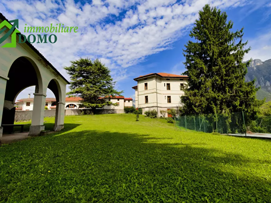 Immagine 22 di Villa in vendita  in via pieve a Velo D'astico