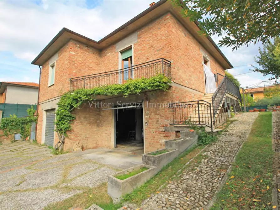 Immagine 1 di Casa indipendente in vendita  a Montepulciano