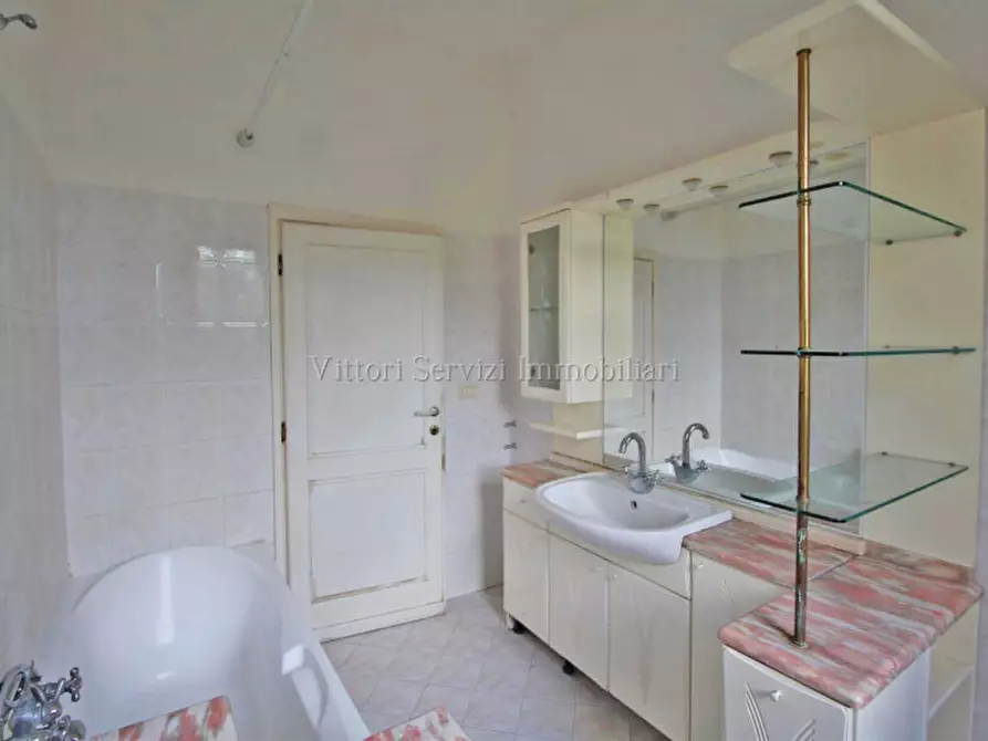 Immagine 16 di Casa indipendente in vendita  a Montepulciano