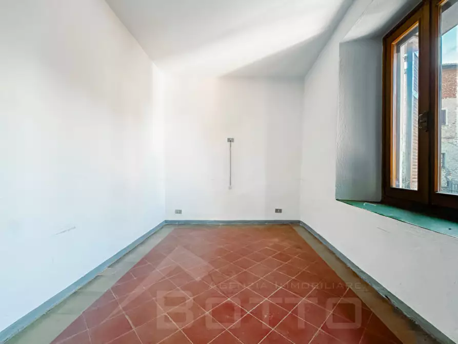 Immagine 17 di Appartamento in vendita  in Via Motto Sapino 6 a Maggiora