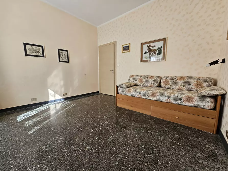 Immagine 9 di Appartamento in vendita  in via Collodi a Savona