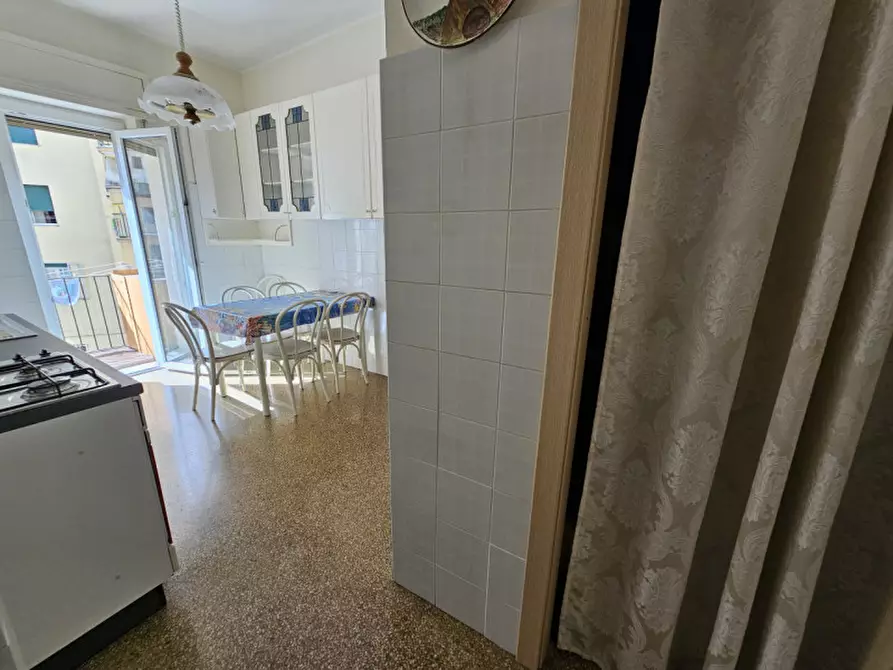 Immagine 13 di Appartamento in vendita  in via Collodi a Savona