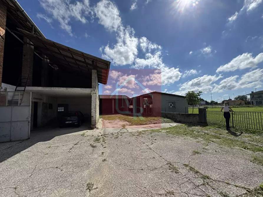 Immagine 31 di Casa indipendente in vendita  in Viale San Marco 17 a Palmanova