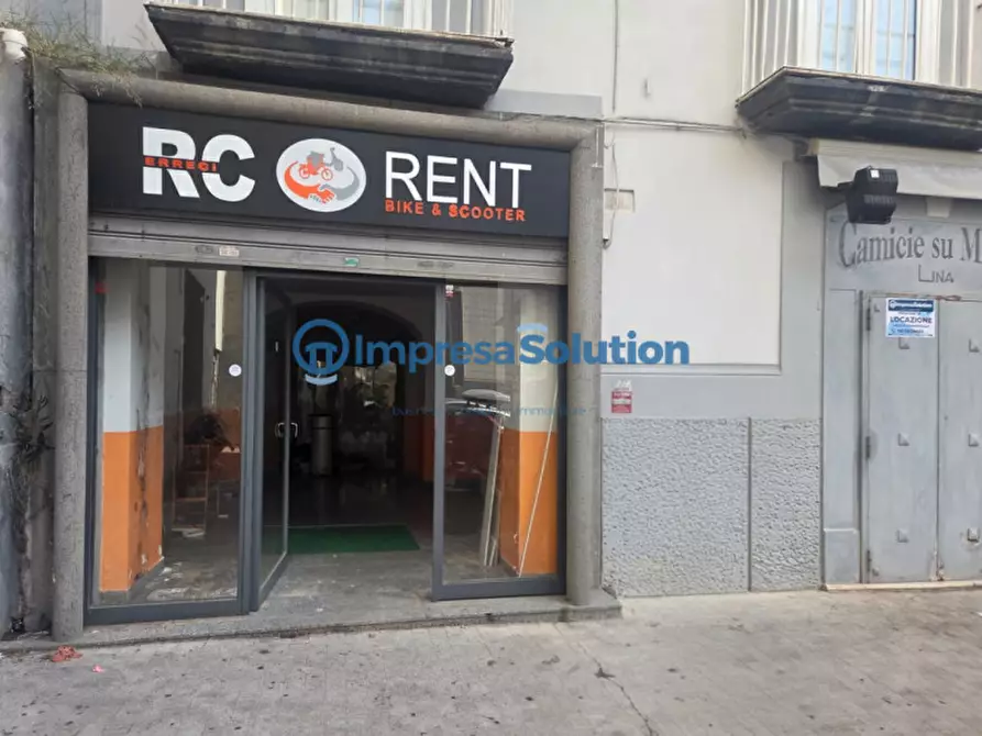 Immagine 3 di Negozio in vendita  in Piazza Museo Filangieri a Napoli