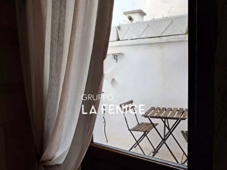 Immagine 24 di Appartamento in vendita  in via Dura a Locorotondo