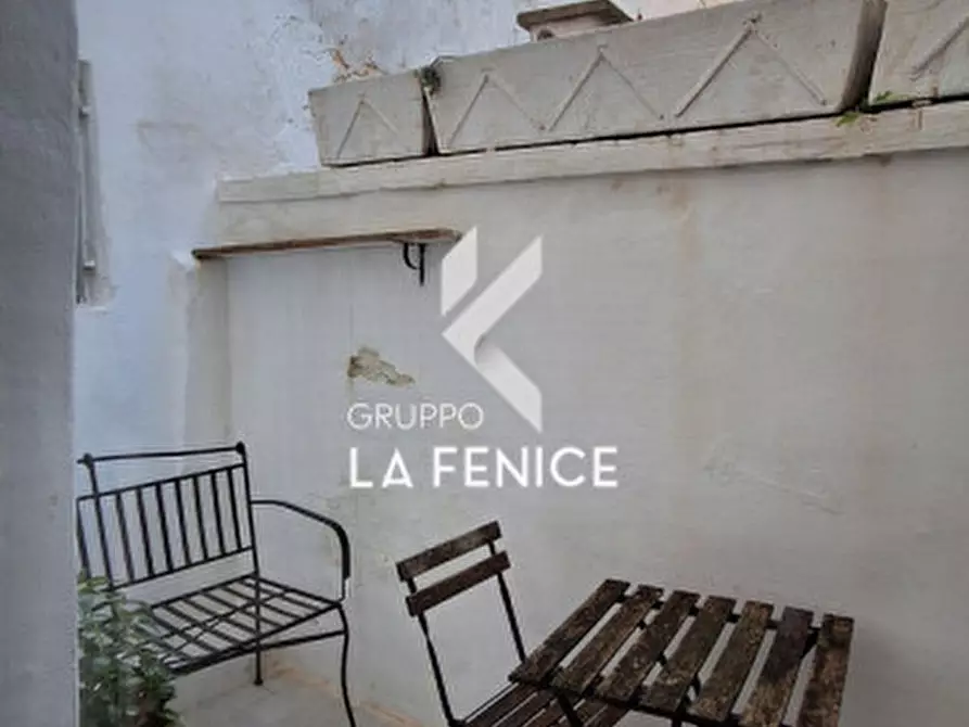 Immagine 29 di Appartamento in vendita  in via Dura a Locorotondo