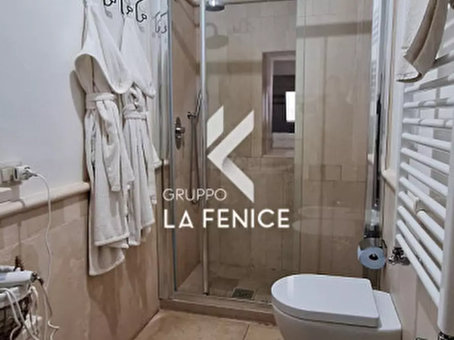 Immagine 32 di Appartamento in vendita  in via Dura a Locorotondo