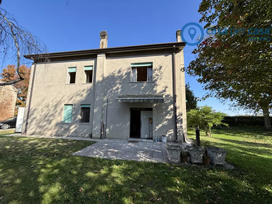 Immagine 2 di Casa indipendente in vendita  a Ceregnano